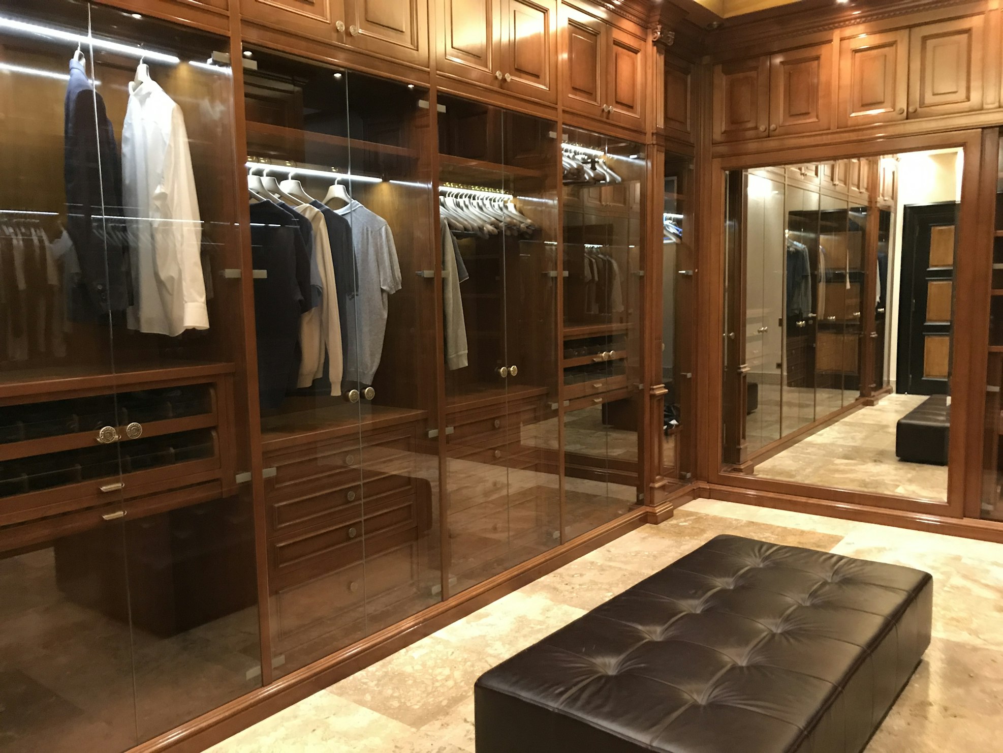 High-end boutique interior fit-out